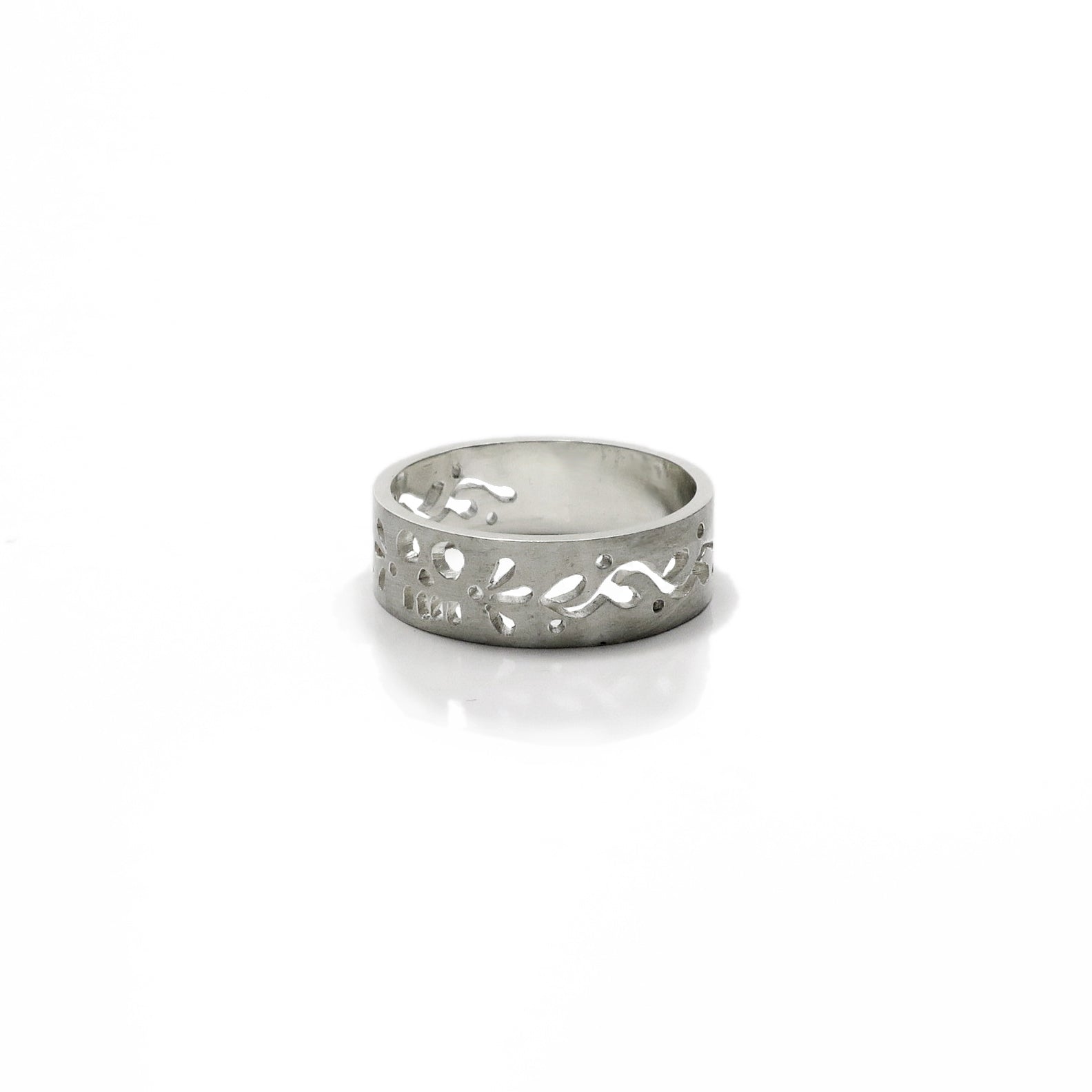 Skull Cut out Ring