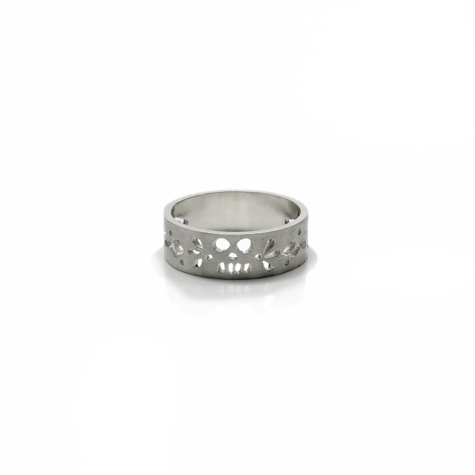 Skull Cut out Ring