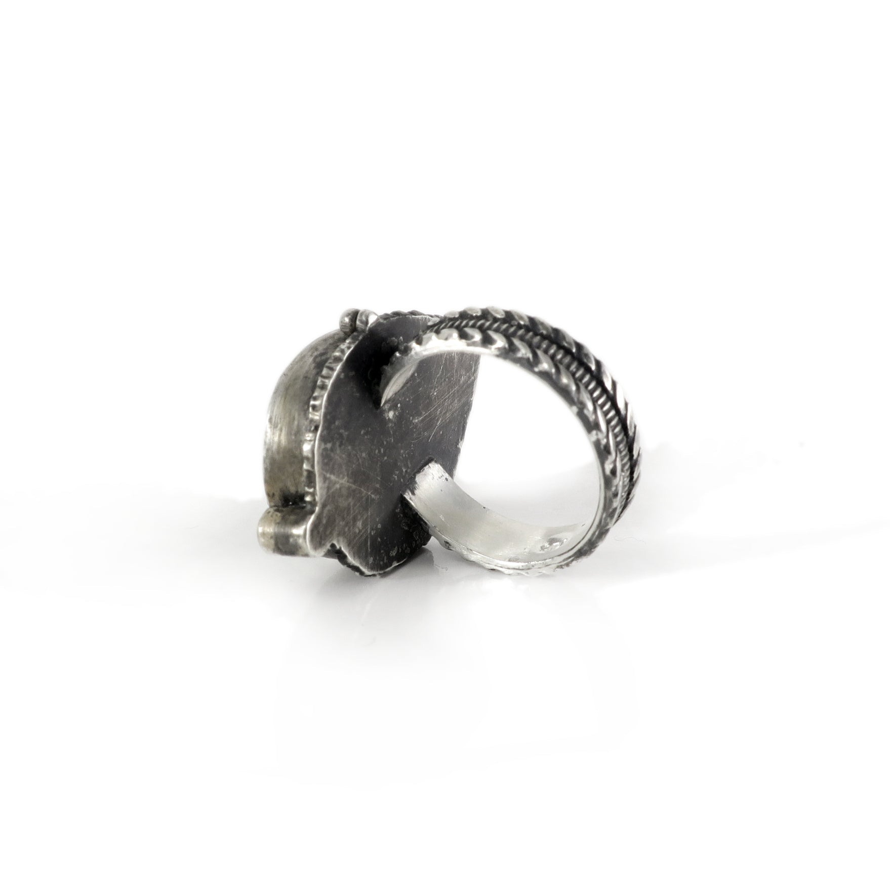 unEarthed ring with chrysoprase and citrine